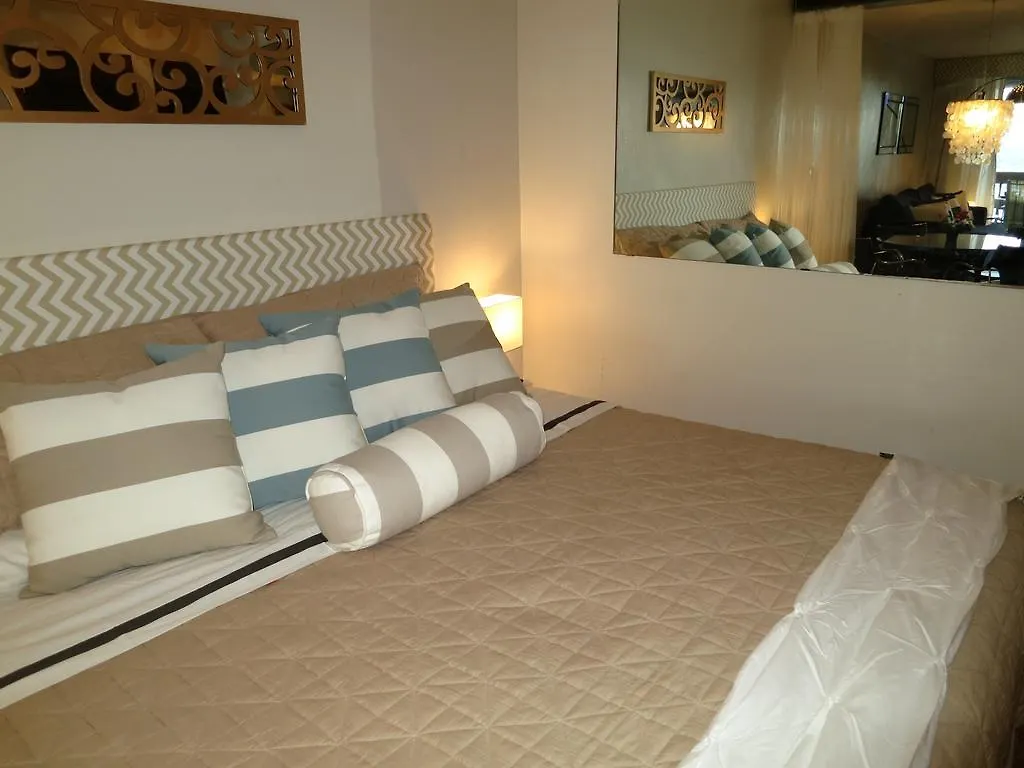 Διαμέρισμα Luxury Beachfront King Suite On Sapphire Beach II East End